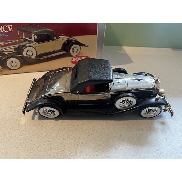 MODEL 1930S ROLLS ROYCE PHANTOM II SOLID STATE CAR AM TRANSISTOR RADIO W/ BOX - Picture 5 of 8